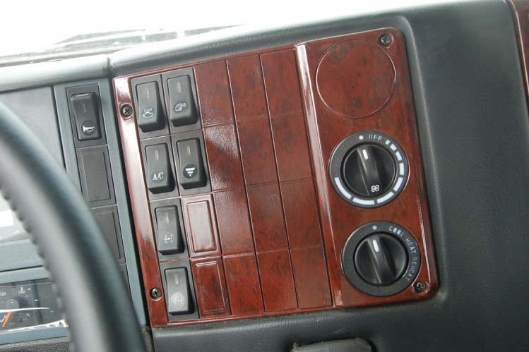 ���ͼ25-��������F2000 336���� 6X2 �ӳ��߶� ��ǿ�� SX4205NR279��ǣ����