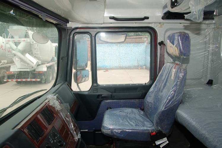 ���ͼ31-��������F2000 336���� 6X2 �ӳ��߶� ��ǿ�� SX4205NR279��ǣ����