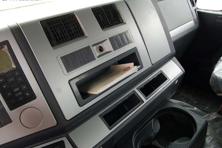 ���ͼ60-��������F2000 336���� 6X2 �ӳ��߶� ��ǿ�� SX4205NR279��ǣ����