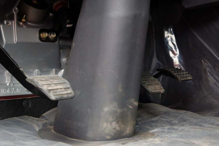 ���ͼ80-��������F2000 336���� 6X2 �ӳ��߶� ��ǿ�� SX4205NR279��ǣ����