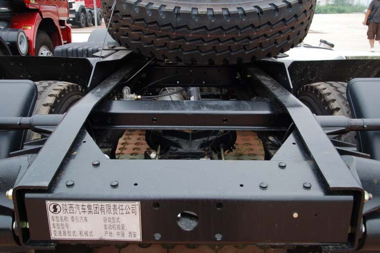 ���ͼ102-��������F2000 336���� 6X2 �ӳ��߶� ��ǿ�� SX4205NR279��ǣ����