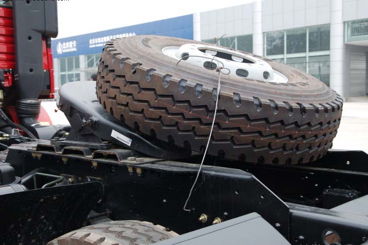 ���ͼ103-��������F2000 336���� 6X2 �ӳ��߶� ��ǿ�� SX4205NR279��ǣ����