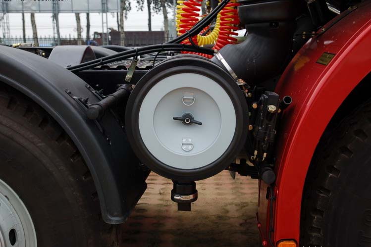 ���ͼ114-��������F2000 336���� 6X2 �ӳ��߶� ��ǿ�� SX4205NR279��ǣ����