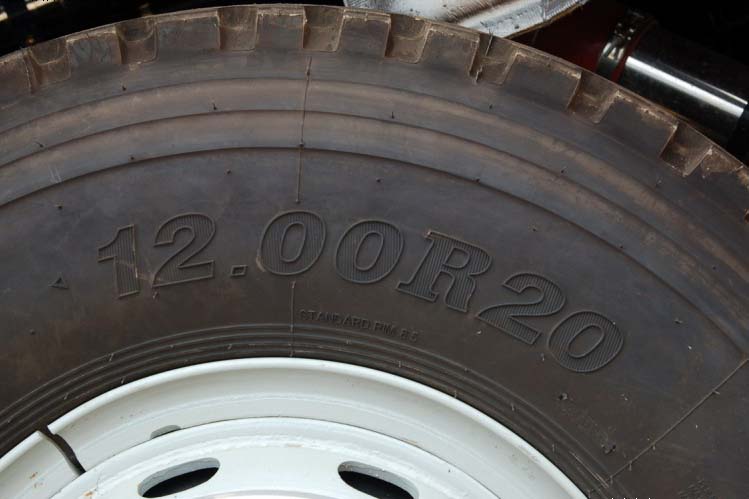 ���ͼ116-��������F2000 336���� 6X2 �ӳ��߶� ��ǿ�� SX4205NR279��ǣ����