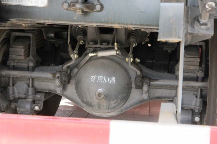 ͼ6-F2000 380 8X4 Ȼ SX3315DT456TL1ж