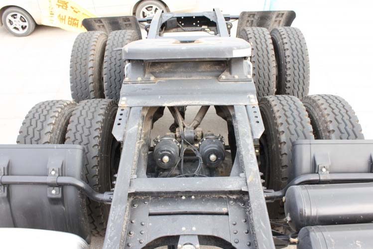 ���ͼ28-��������F3000 375���� 6X4 ���ٰ� SX4255NT324��ǣ����