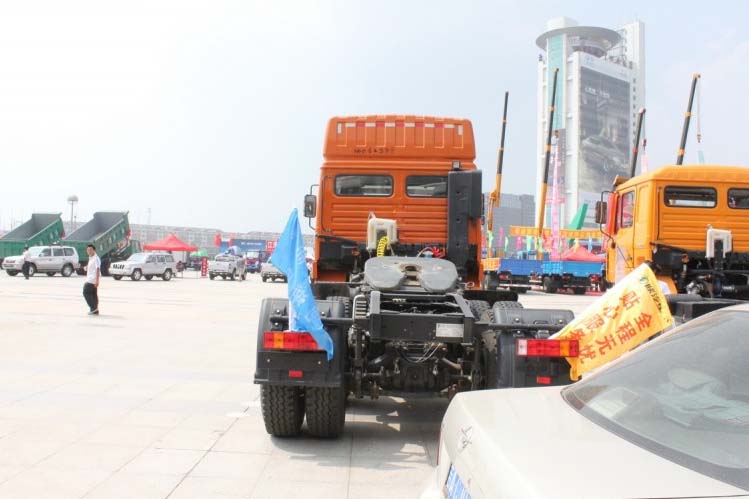 ���ͼ62-��������F3000 375���� 6X4 ���ٰ� SX4255NT324��ǣ����