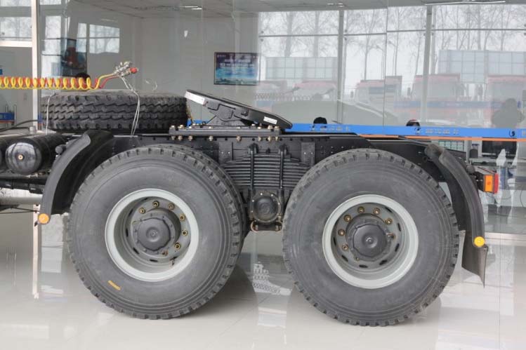 ���ͼ7-��������F3000 375���� 6X4 ���ٰ� SX4257NT324K1��ǣ����