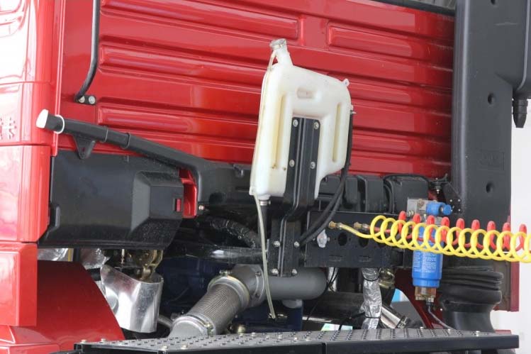 ���ͼ9-��������F3000 375���� 6X4 ���ٰ� SX4257NT324K1��ǣ����