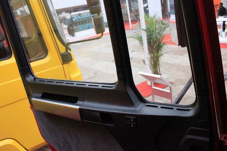 ͼ20-F3000 380 8X4 ҺȻ SX3315DT456TLж