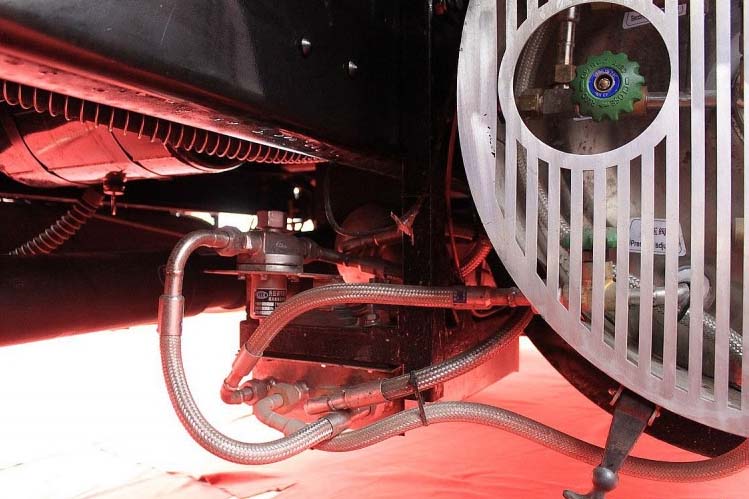 ���ͼ34-��������F3000 380���� 8X4 Һ����Ȼ�� SX3315DT456TL����ж��