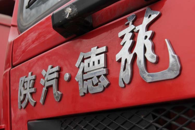 ���ͼ33-��������M3000 340���� 6X4 SX4255NT324��ǣ����