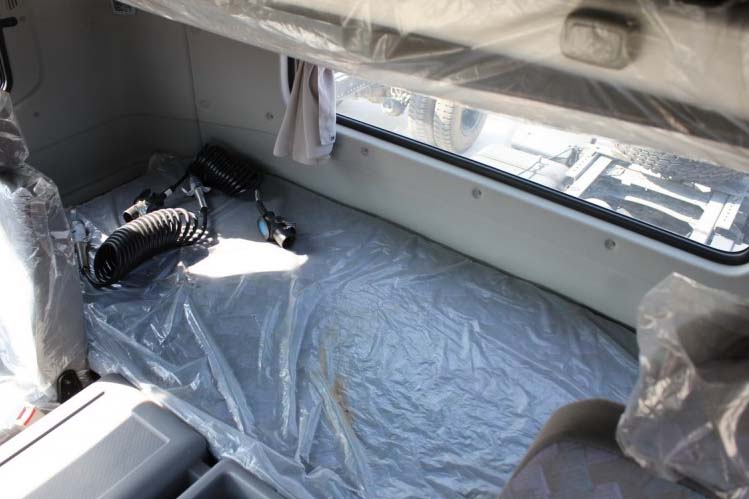 ���ͼ25-�������� 315���� 6X2 DFL4240A2��ǣ����