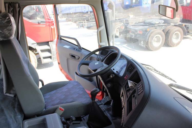 ���ͼ27-�������� 315���� 6X2 DFL4240A2��ǣ����