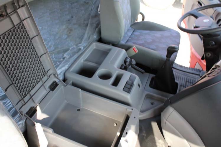 ���ͼ30-�������� 315���� 6X2 DFL4240A2��ǣ����