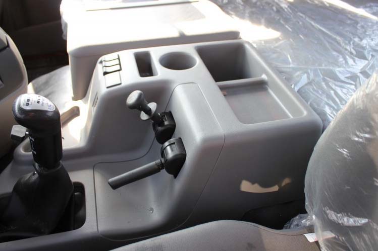 ���ͼ25-�������� 340���� 6X4 (����dCi340-30) DFL4251A9��ǣ����