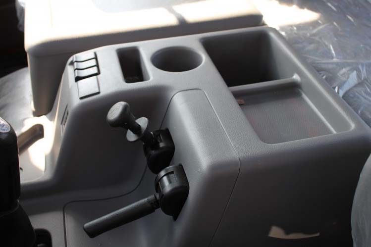 ���ͼ26-�������� 340���� 6X4 (����dCi340-30) DFL4251A9��ǣ����