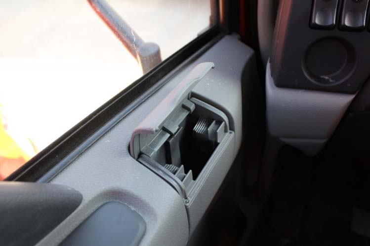 ���ͼ49-�������� 340���� 6X4 (����dCi340-30) DFL4251A9��ǣ����