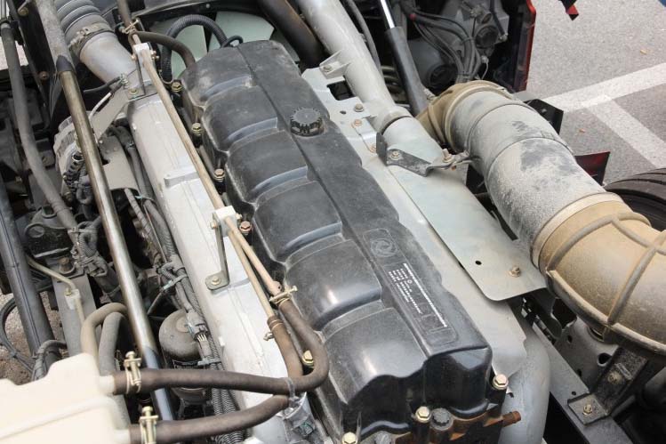 ���ͼ21-�������� 375���� 6X4 DFL4251A10��ǣ����