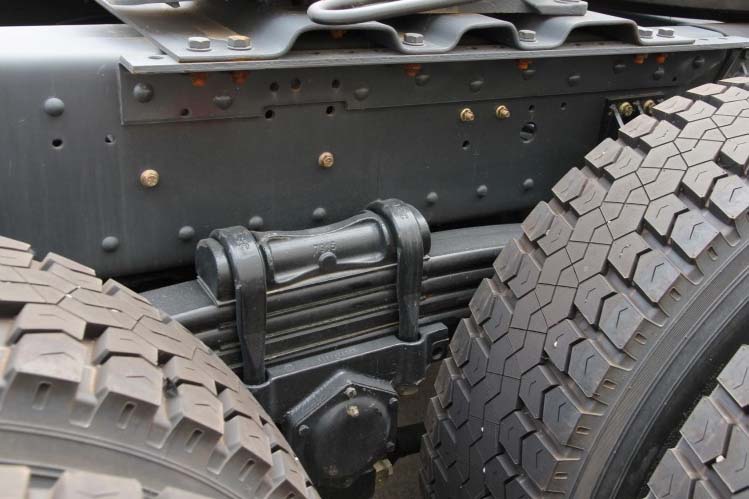 ���ͼ26-�������� 375���� 6X4 DFL4251A10��ǣ����