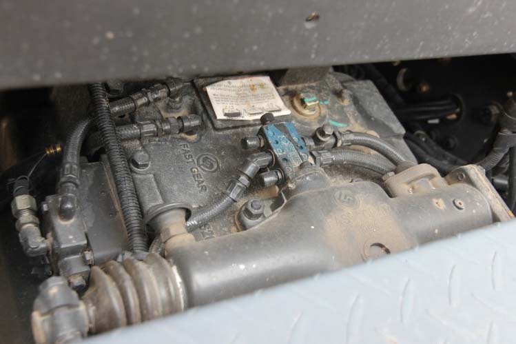 ���ͼ31-�������� 375���� 6X4 DFL4251A10��ǣ����