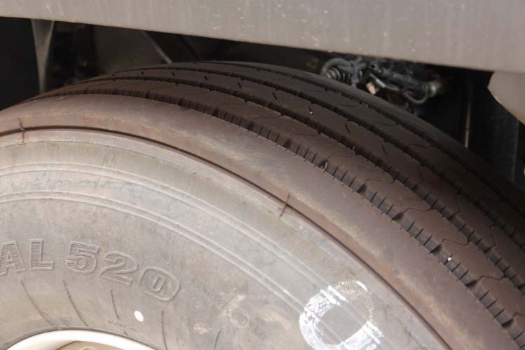 ���ͼ40-�������� 375���� 6X4 DFL4251A10��ǣ����